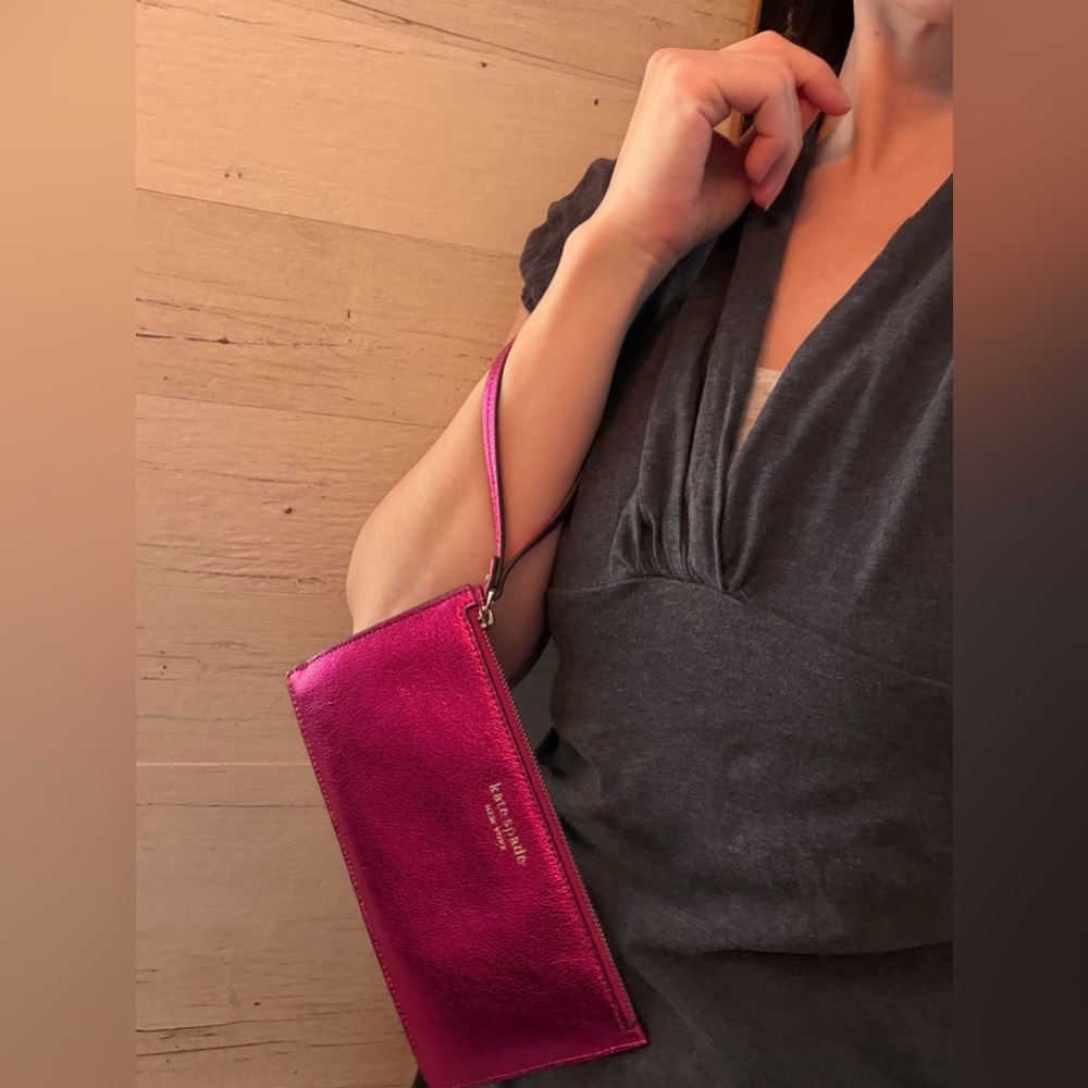 NWT Kate spade Metallic Hot Pink Small Wristlet with exterior card Id Slot - Picture 13 of 15